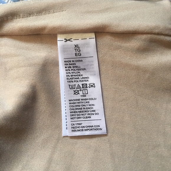 ๐ผ2 for $15๐ผ Swimsuit High Waisted Bikini Bottom - Picture 2 of 3